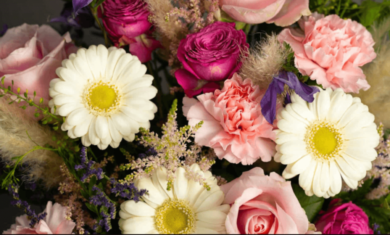 How Condolence Flowers Can Communicate Care When Words Fall Short