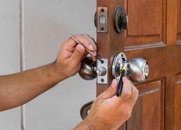 Locksmith Services in Burien WA