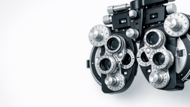 Understanding the Differences Between Optometrists and Ophthalmologists